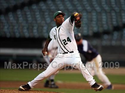Thumbnail 1 in Freedom vs. De La Salle (CIF NCS D1 Final) photogallery.