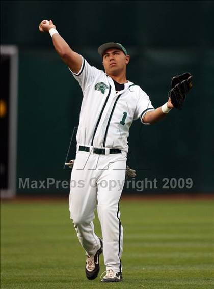 Thumbnail 3 in Freedom vs. De La Salle (CIF NCS D1 Final) photogallery.