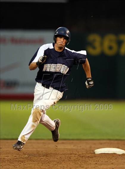 Thumbnail 1 in Freedom vs. De La Salle (CIF NCS D1 Final) photogallery.