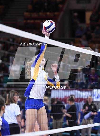 Thumbnail 2 in Rampart vs. Mountain Vista (CHSAA 5A Playoff) photogallery.