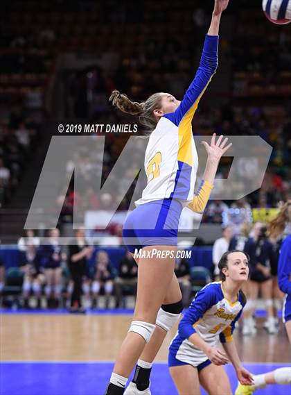 Thumbnail 2 in Rampart vs. Mountain Vista (CHSAA 5A Playoff) photogallery.