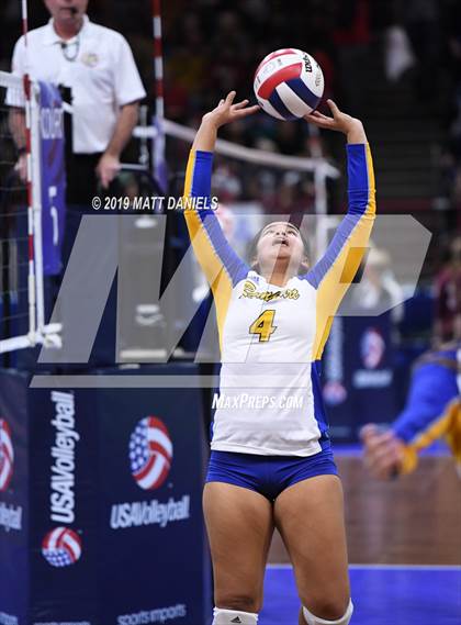 Thumbnail 3 in Rampart vs. Mountain Vista (CHSAA 5A Playoff) photogallery.