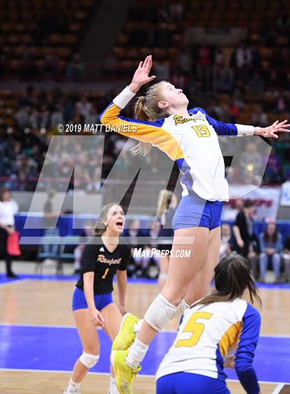 Thumbnail 2 in Rampart vs. Mountain Vista (CHSAA 5A Playoff) photogallery.