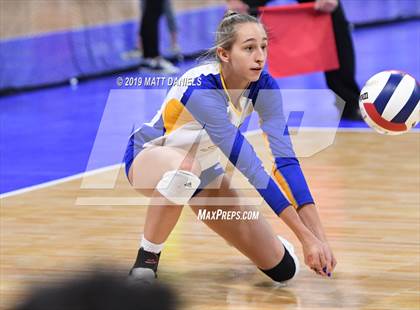 Thumbnail 3 in Rampart vs. Mountain Vista (CHSAA 5A Playoff) photogallery.