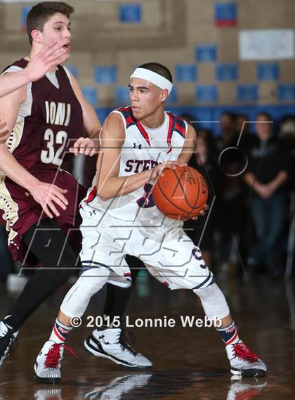 Thumbnail 2 in Iona Prep @ Stepinac photogallery.