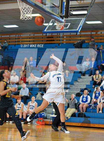 Thumbnail 1 in Smoky Mountain vs. Tuscola (WNCAC Tournament) photogallery.