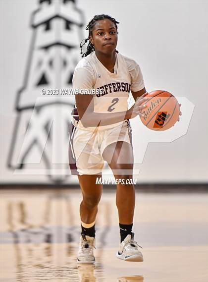 Thumbnail 1 in Paul Pewitt vs. Jefferson (White Oak Tournament) photogallery.