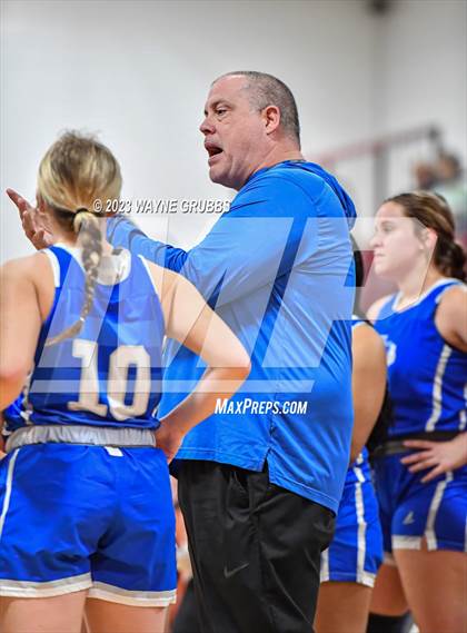 Thumbnail 2 in Paul Pewitt vs. Jefferson (White Oak Tournament) photogallery.