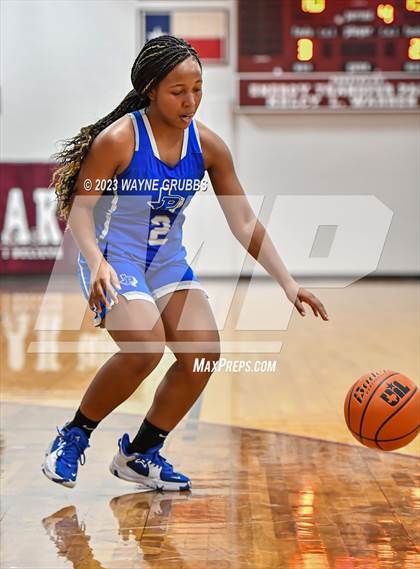 Thumbnail 1 in Paul Pewitt vs. Jefferson (White Oak Tournament) photogallery.