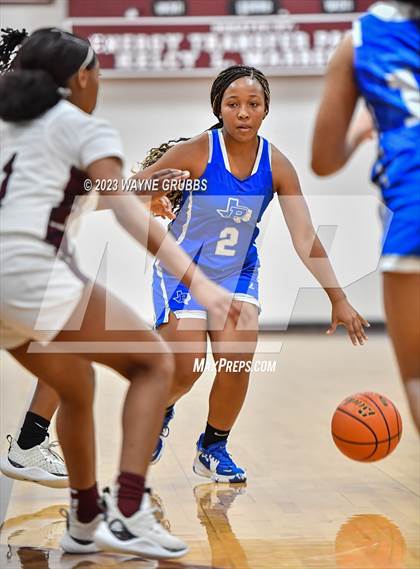 Thumbnail 3 in Paul Pewitt vs. Jefferson (White Oak Tournament) photogallery.