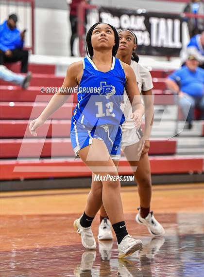 Thumbnail 2 in Paul Pewitt vs. Jefferson (White Oak Tournament) photogallery.