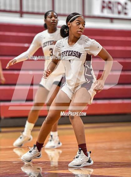 Thumbnail 1 in Paul Pewitt vs. Jefferson (White Oak Tournament) photogallery.