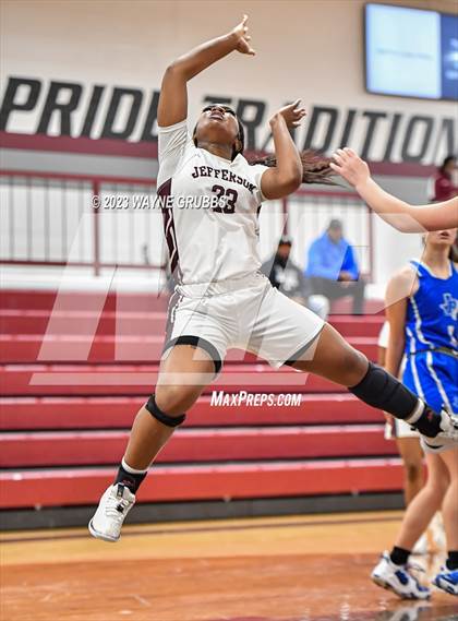 Thumbnail 3 in Paul Pewitt vs. Jefferson (White Oak Tournament) photogallery.