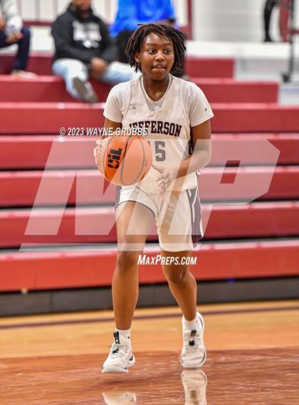 Thumbnail 2 in Paul Pewitt vs. Jefferson (White Oak Tournament) photogallery.