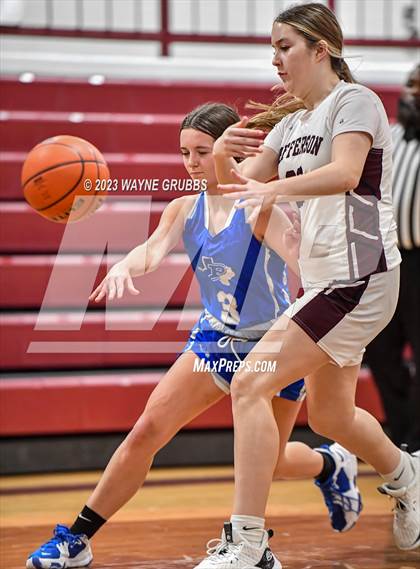Thumbnail 1 in Paul Pewitt vs. Jefferson (White Oak Tournament) photogallery.