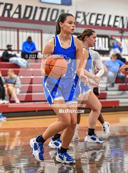 Thumbnail 3 in Paul Pewitt vs. Jefferson (White Oak Tournament) photogallery.