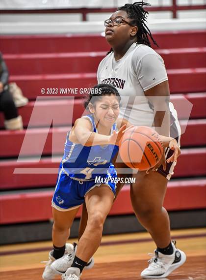 Thumbnail 3 in Paul Pewitt vs. Jefferson (White Oak Tournament) photogallery.