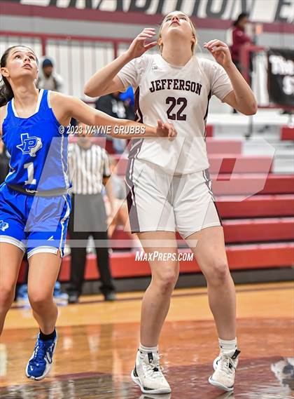 Thumbnail 2 in Paul Pewitt vs. Jefferson (White Oak Tournament) photogallery.