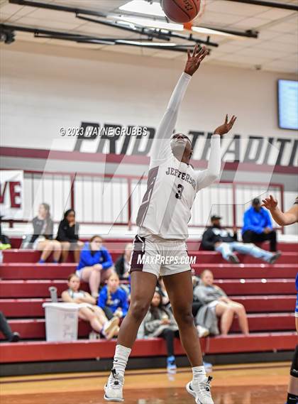 Thumbnail 1 in Paul Pewitt vs. Jefferson (White Oak Tournament) photogallery.