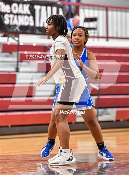 Thumbnail 3 in Paul Pewitt vs. Jefferson (White Oak Tournament) photogallery.