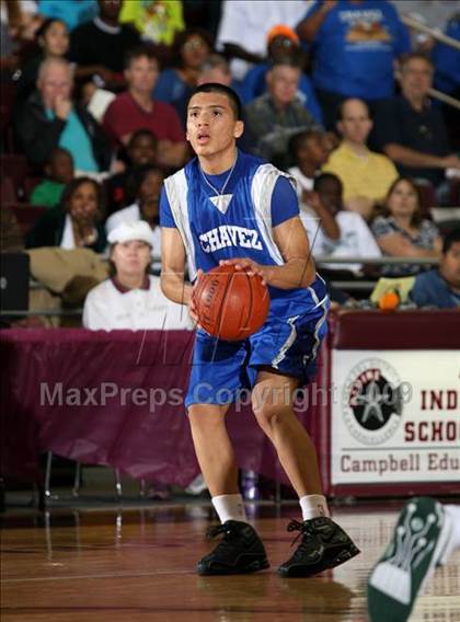 Thumbnail 2 in Chavez vs. Hightower (Texas 5A Region 3 Semifinal) photogallery.