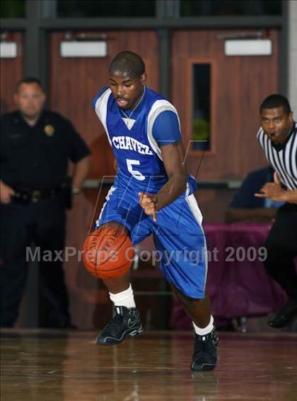 Thumbnail 1 in Chavez vs. Hightower (Texas 5A Region 3 Semifinal) photogallery.