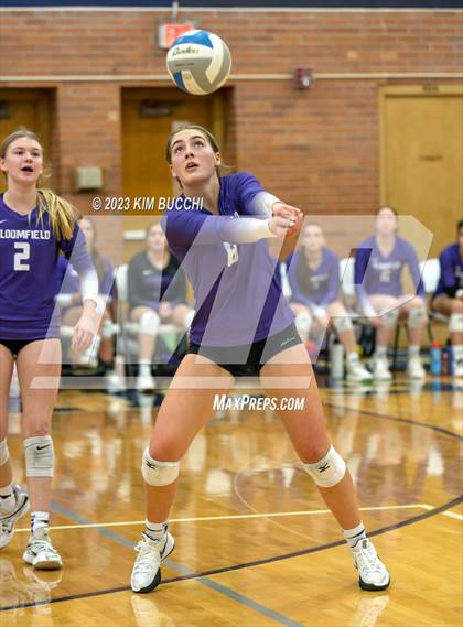 Thumbnail 2 in L'Anse Creuse North vs. Bloomfield Hills photogallery.