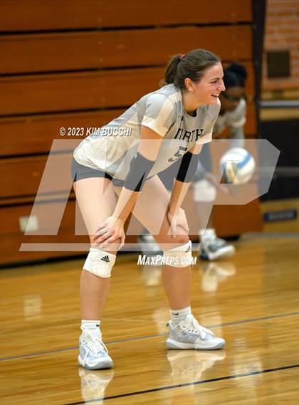 Thumbnail 3 in L'Anse Creuse North vs. Bloomfield Hills photogallery.