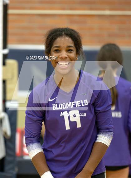 Thumbnail 3 in L'Anse Creuse North vs. Bloomfield Hills photogallery.