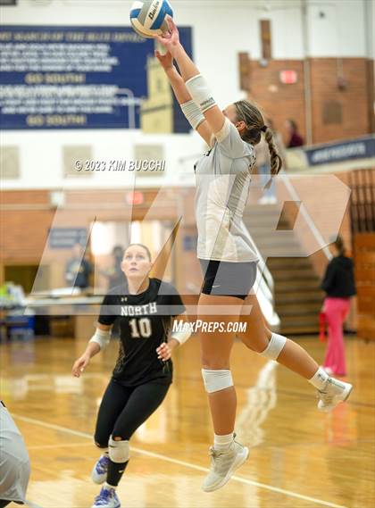 Thumbnail 1 in L'Anse Creuse North vs. Bloomfield Hills photogallery.