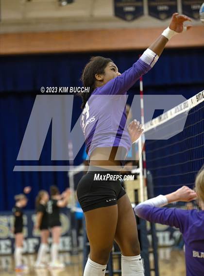 Thumbnail 2 in L'Anse Creuse North vs. Bloomfield Hills photogallery.