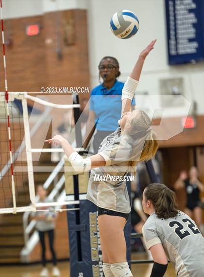 Thumbnail 3 in L'Anse Creuse North vs. Bloomfield Hills photogallery.