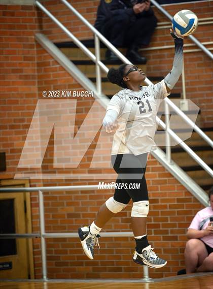 Thumbnail 1 in L'Anse Creuse North vs. Bloomfield Hills photogallery.
