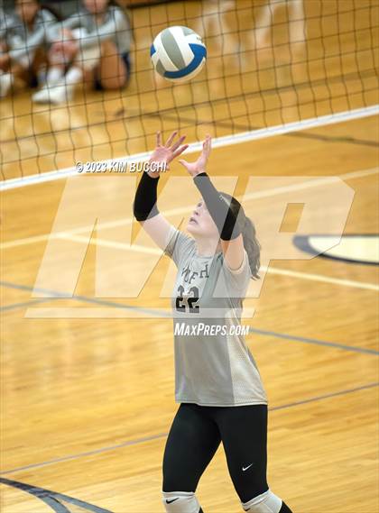 Thumbnail 2 in L'Anse Creuse North vs. Bloomfield Hills photogallery.