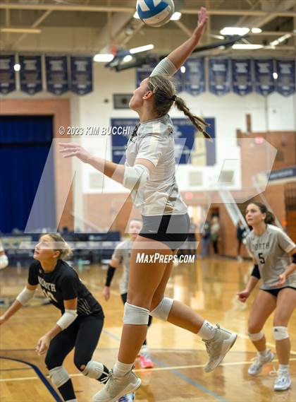 Thumbnail 2 in L'Anse Creuse North vs. Bloomfield Hills photogallery.