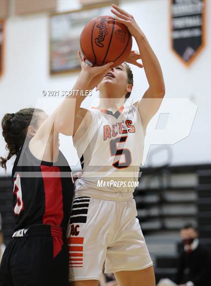 Thumbnail 2 in Amanda-Clearcreek vs. Circleville photogallery.