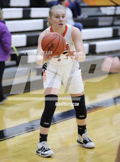 Thumbnail 1 in Amanda-Clearcreek vs. Circleville photogallery.