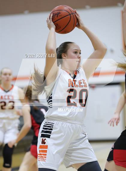 Thumbnail 2 in Amanda-Clearcreek vs. Circleville photogallery.