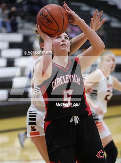 Thumbnail 2 in Amanda-Clearcreek vs. Circleville photogallery.
