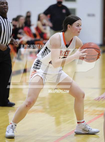 Thumbnail 3 in Amanda-Clearcreek vs. Circleville photogallery.
