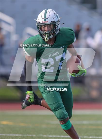 Thumbnail 3 in Fordham Prep @ Holy Trinity (NYCHSFL AA-1 Semifinal) photogallery.