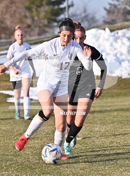 Thumbnail 1 in Horizon vs Pomona photogallery.