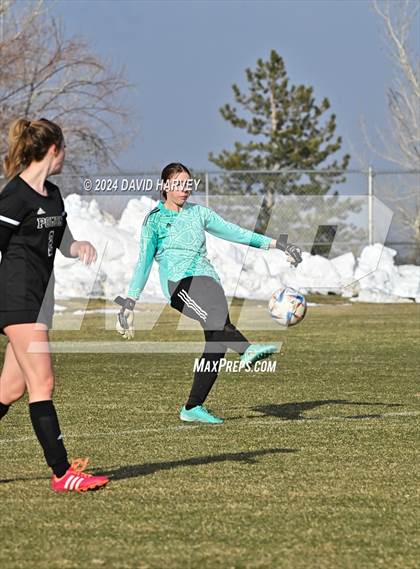 Thumbnail 1 in Horizon vs Pomona photogallery.