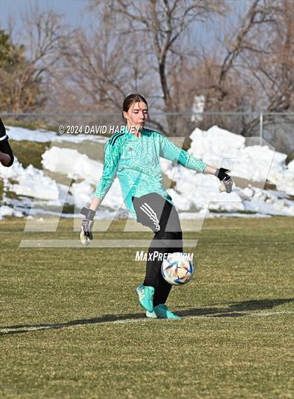 Thumbnail 1 in Horizon vs Pomona photogallery.