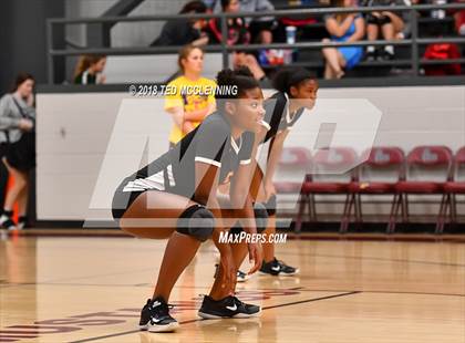 Thumbnail 1 in Hall vs Rose Bud photogallery.