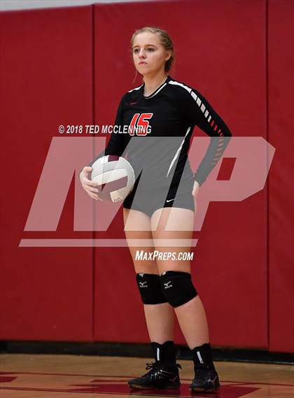 Thumbnail 1 in Hall vs Rose Bud photogallery.