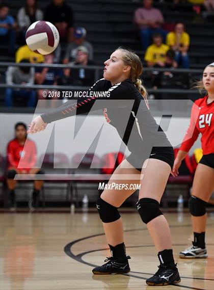 Thumbnail 2 in Hall vs Rose Bud photogallery.