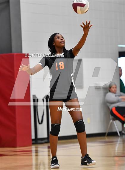 Thumbnail 2 in Hall vs Rose Bud photogallery.