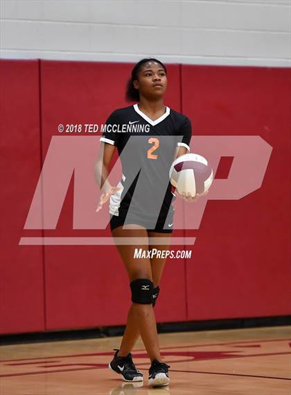 Thumbnail 1 in Hall vs Rose Bud photogallery.