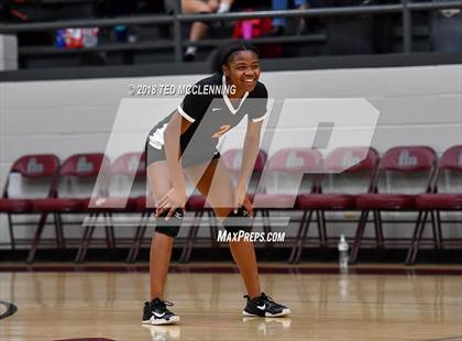 Thumbnail 2 in Hall vs Rose Bud photogallery.